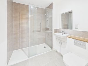 En-Suite- click for photo gallery